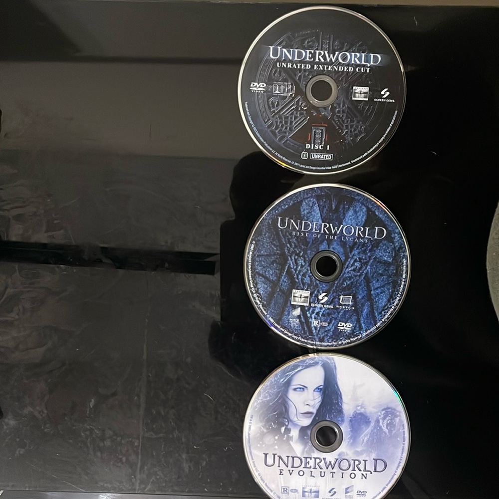 DVD - Picture 3 of 3